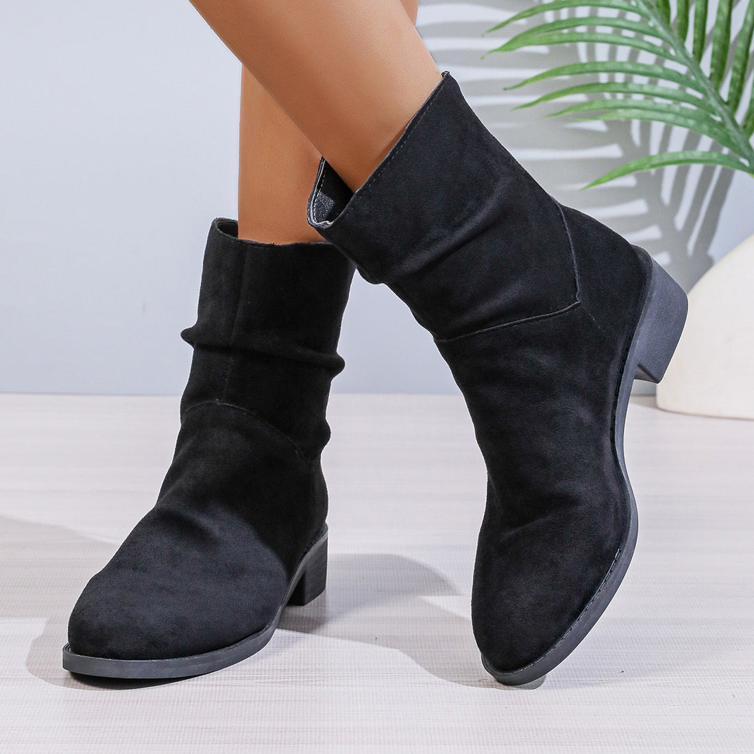 Plus-Size Chunky Heel Boots with Waterproof Platform